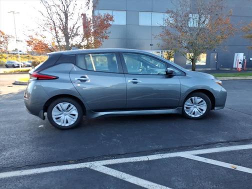 2024 Nissan Leaf S
