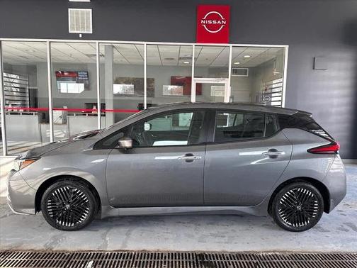 2023 Nissan Leaf SV PLUS