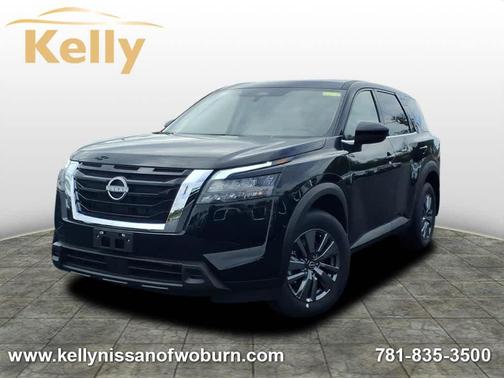 2025 Nissan Pathfinder S