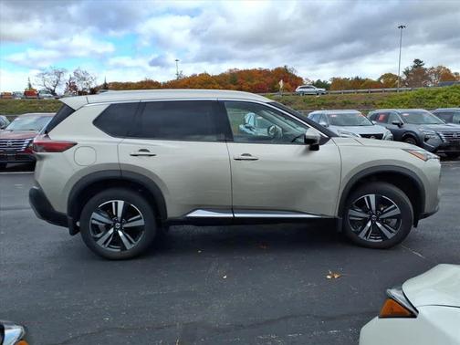 2021 Nissan Rogue SL