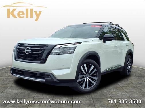 2023 Nissan Pathfinder Platinum