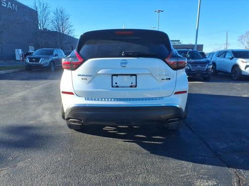 2021 Nissan Murano SV