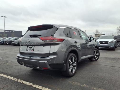 2024 Nissan Rogue SL