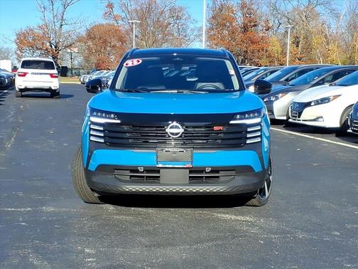 2025 Nissan Kicks SR