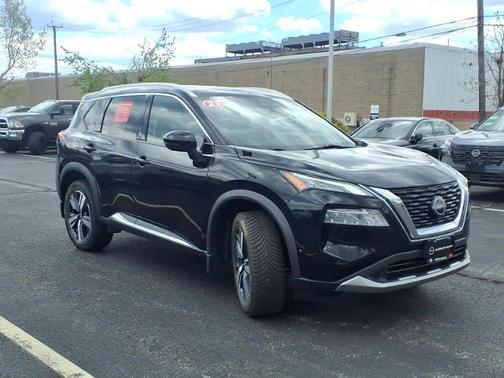 Black 2023 Nissan Rogue SL