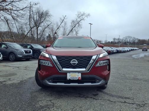 2022 Nissan Rogue SL