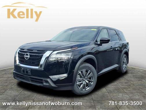 2025 Nissan Pathfinder S