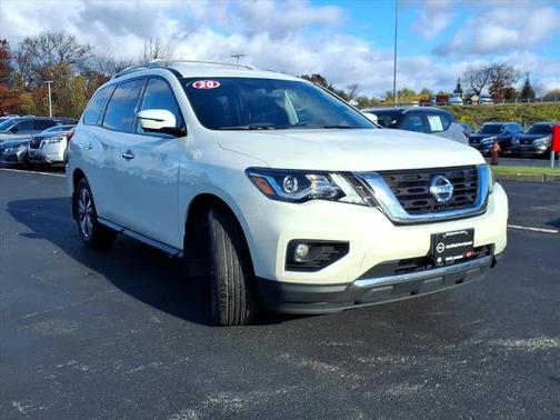 2020 Nissan Pathfinder SL