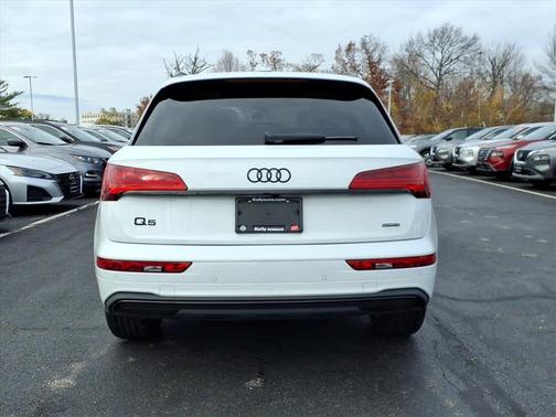 2025 Audi Q5 40 Premium