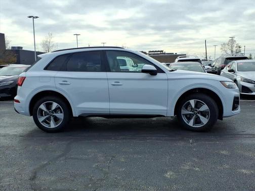 2025 Audi Q5 40 Premium