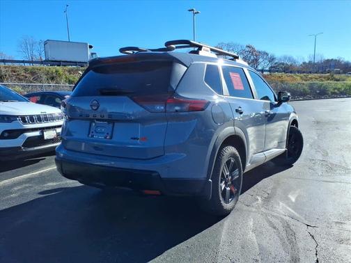 2025 Nissan Rogue Rock Creek