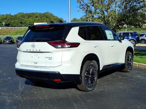 2025 Nissan Rogue Platinum