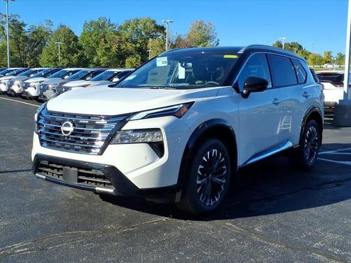 2025 Nissan Rogue Platinum