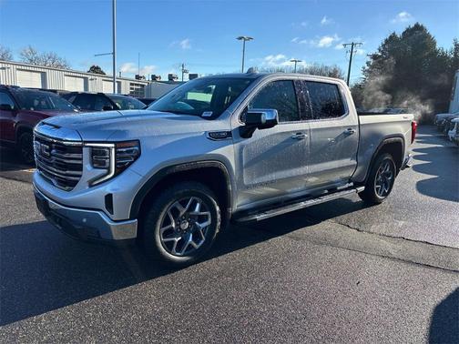 2022 GMC Sierra 1500 SLT