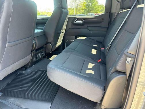 Sterling 2026 GMC Sierra 1500 SLE