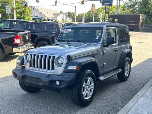 2019 Jeep Wrangler Sport
