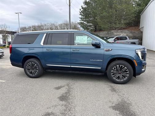 2025 GMC Yukon XL Elevation
