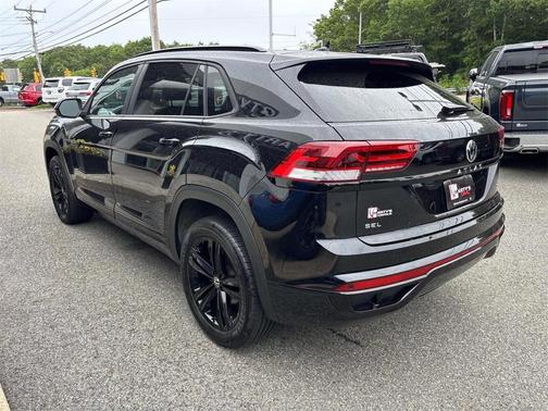 2023 Volkswagen Atlas Cross Sport 2.0T SEL R-Line Black