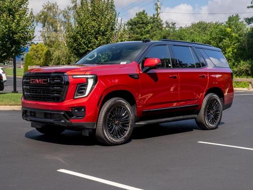 2025 GMC Yukon Elevation