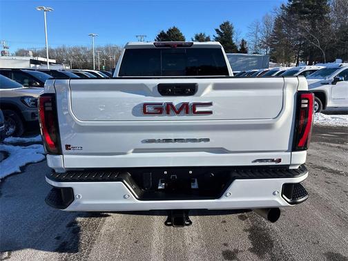 2024 GMC Sierra 2500 AT4
