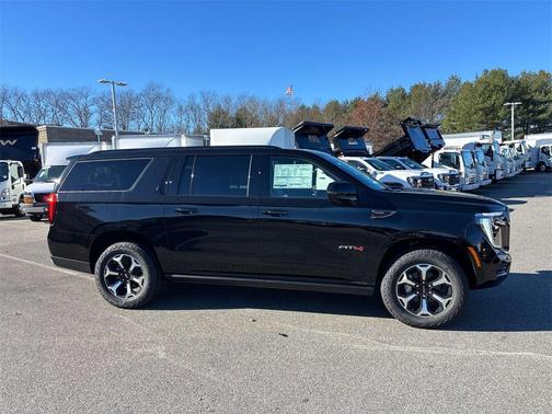 2026 GMC Yukon XL AT4