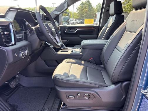 2025 GMC Sierra 2500 Denali