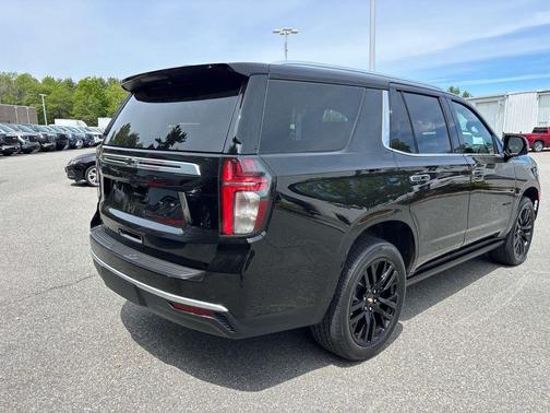 Black 2024 Chevrolet Tahoe High Country