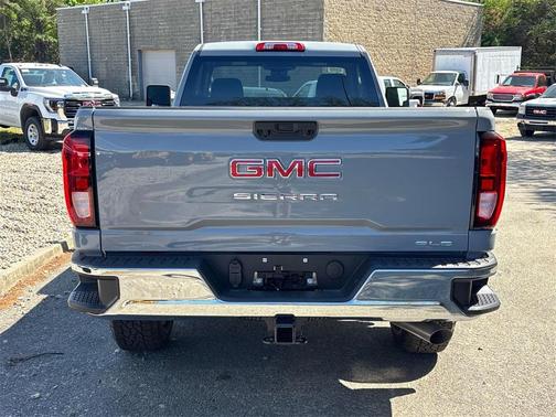 2025 GMC Sierra 2500 SLE