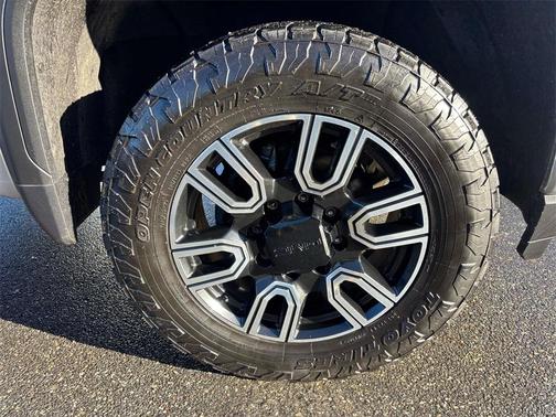 2022 GMC Sierra 2500 Pro