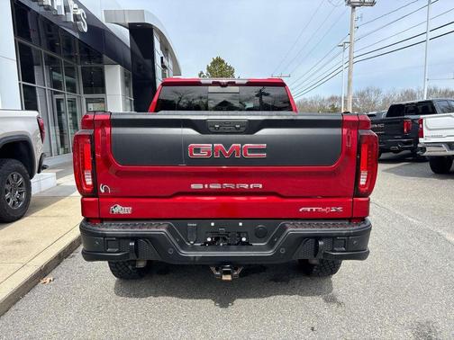 2023 GMC Sierra 1500 AT4X