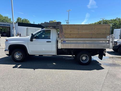Summit White 2025 Chevrolet Silverado 3500 WT