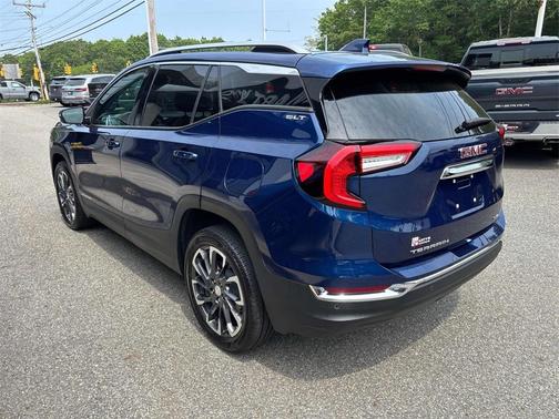 2022 GMC Terrain SLT
