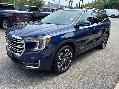 2022 GMC Terrain SLT