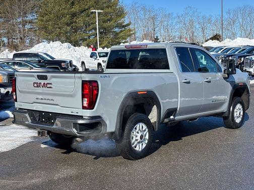 2024 GMC Sierra 2500 SLE