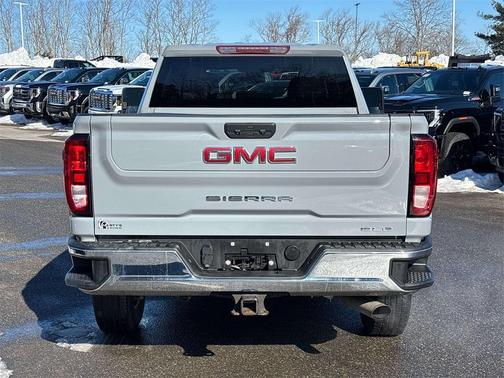 2024 GMC Sierra 2500 SLE