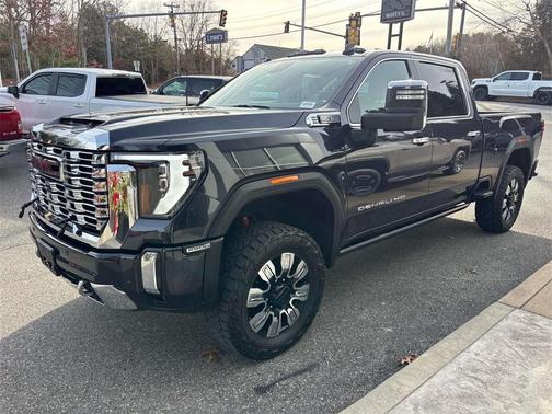 2024 GMC Sierra 2500 Denali