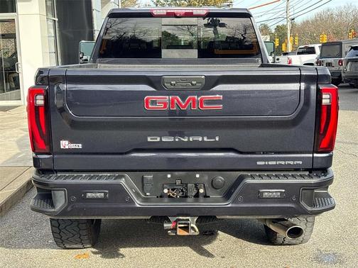 2024 GMC Sierra 2500 Denali