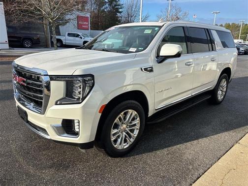 2023 GMC Yukon XL SLT