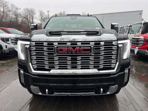 2026 GMC Sierra 3500 Denali