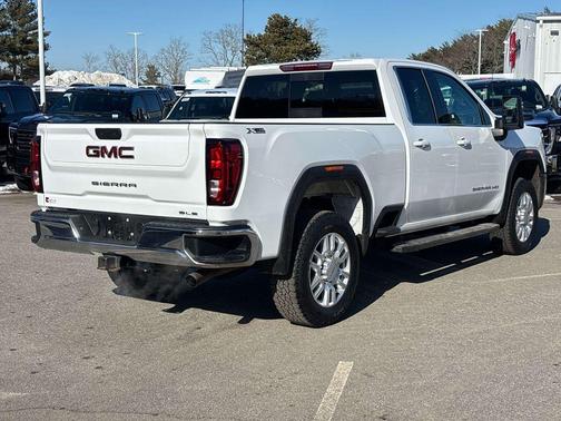2024 GMC Sierra 2500 SLE