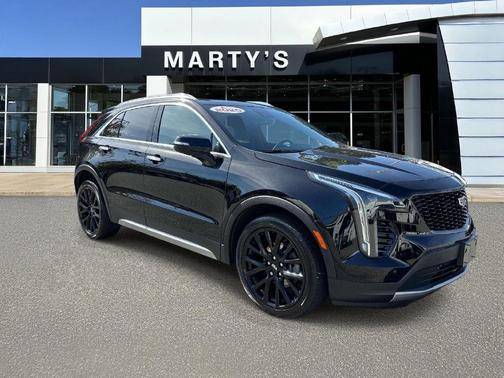 Black Metallic 2020 Cadillac XT4 Premium Luxury
