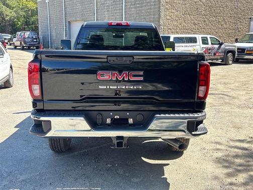2025 GMC Sierra 2500 Pro