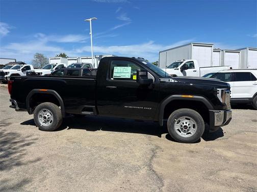 2025 GMC Sierra 2500 Pro