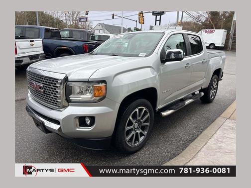 Quicksilver Metallic 2018 GMC Canyon Denali