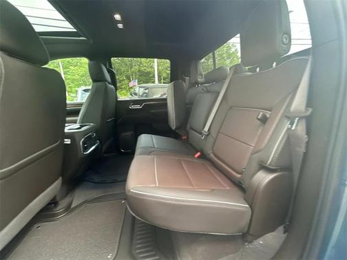 2025 GMC Sierra 3500 Denali