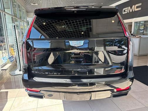 2024 Cadillac Escalade Sport