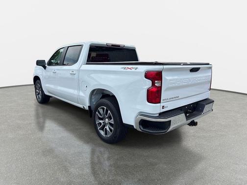 Summit White 2023 Chevrolet Silverado 1500 LT