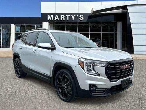 Quicksilver Metallic 2022 GMC Terrain SLT