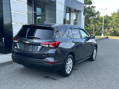 2022 Chevrolet Equinox LS