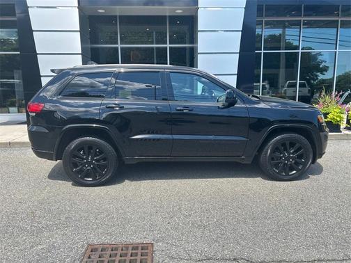 2017 Jeep Grand Cherokee Altitude